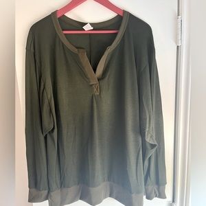 NWOT - Sew In Love - Olive Green long Sleeve shirt - Size L